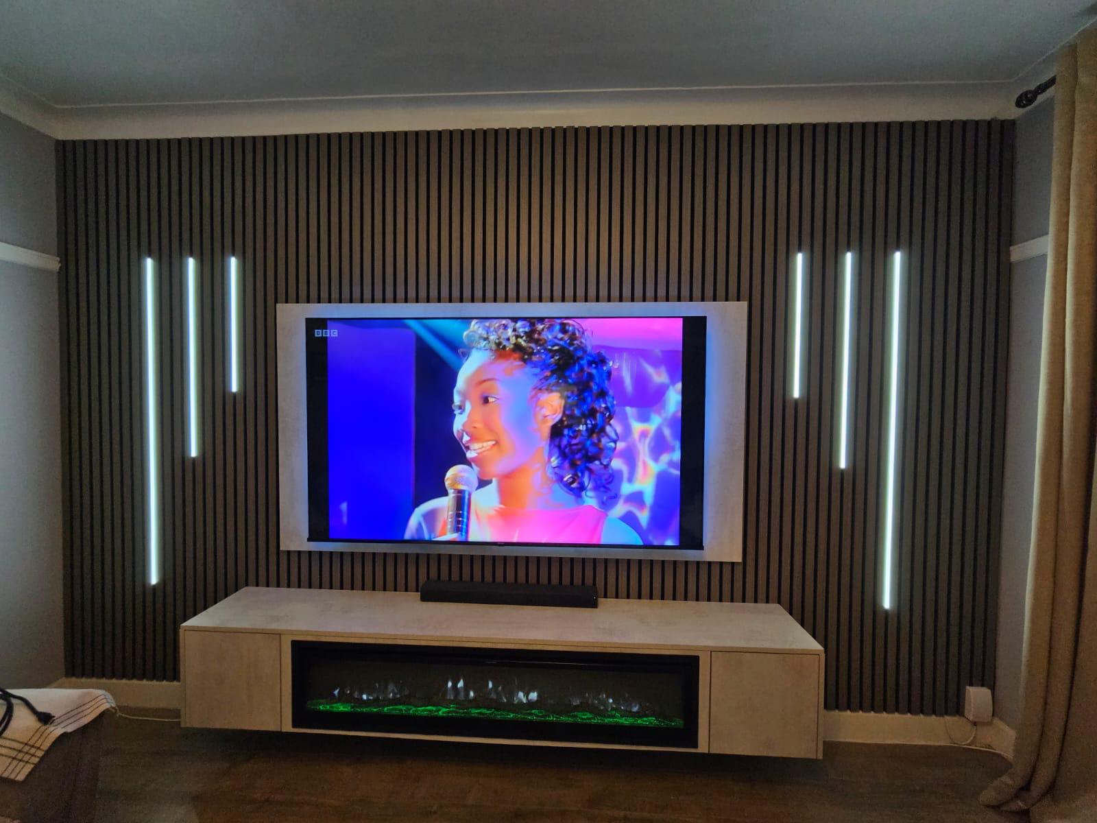 Deluxe Media Wall Package